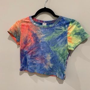 A cropped shirt. Tie dye shirt.